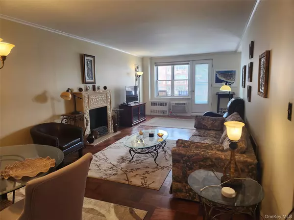 Long Beach, NY 11561,700 Shore RD #4K