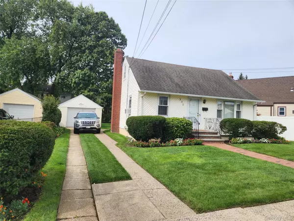 Uniondale, NY 11553,305 Warren ST