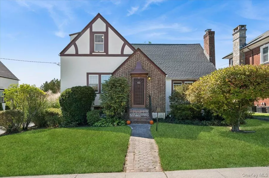 10 Oakland AVE, Yonkers, NY 10710