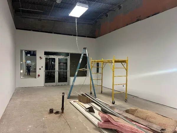 Centereach, NY 11720,1787 Middle Country RD