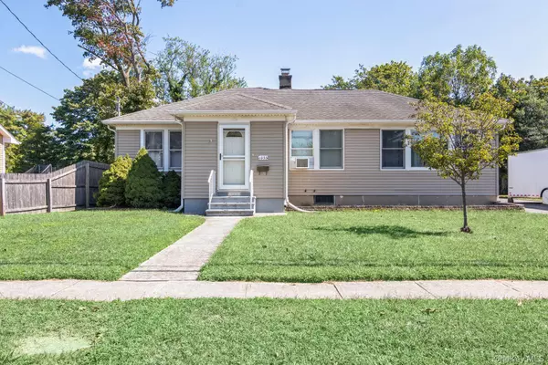 1333 Richland BLVD, Bay Shore, NY 11706