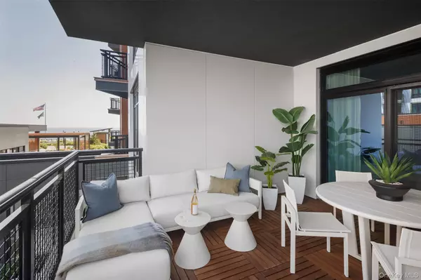 Long Beach, NY 11561,100 Boardwalk #805 A