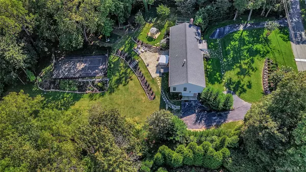 Huntington Bay, NY 11743,262 Huntington Bay RD