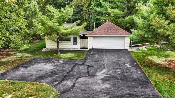 Middletown, NY 10940,727 Route 17M