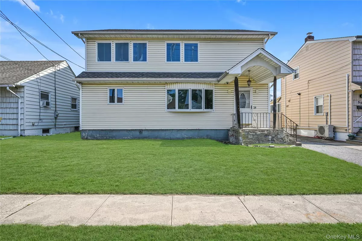 Hicksville, NY 11801,52 Kuhl AVE