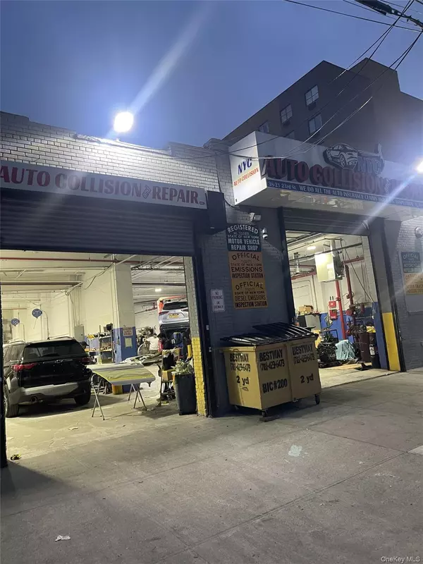 Astoria, NY 11101,38-21 23 Street #1