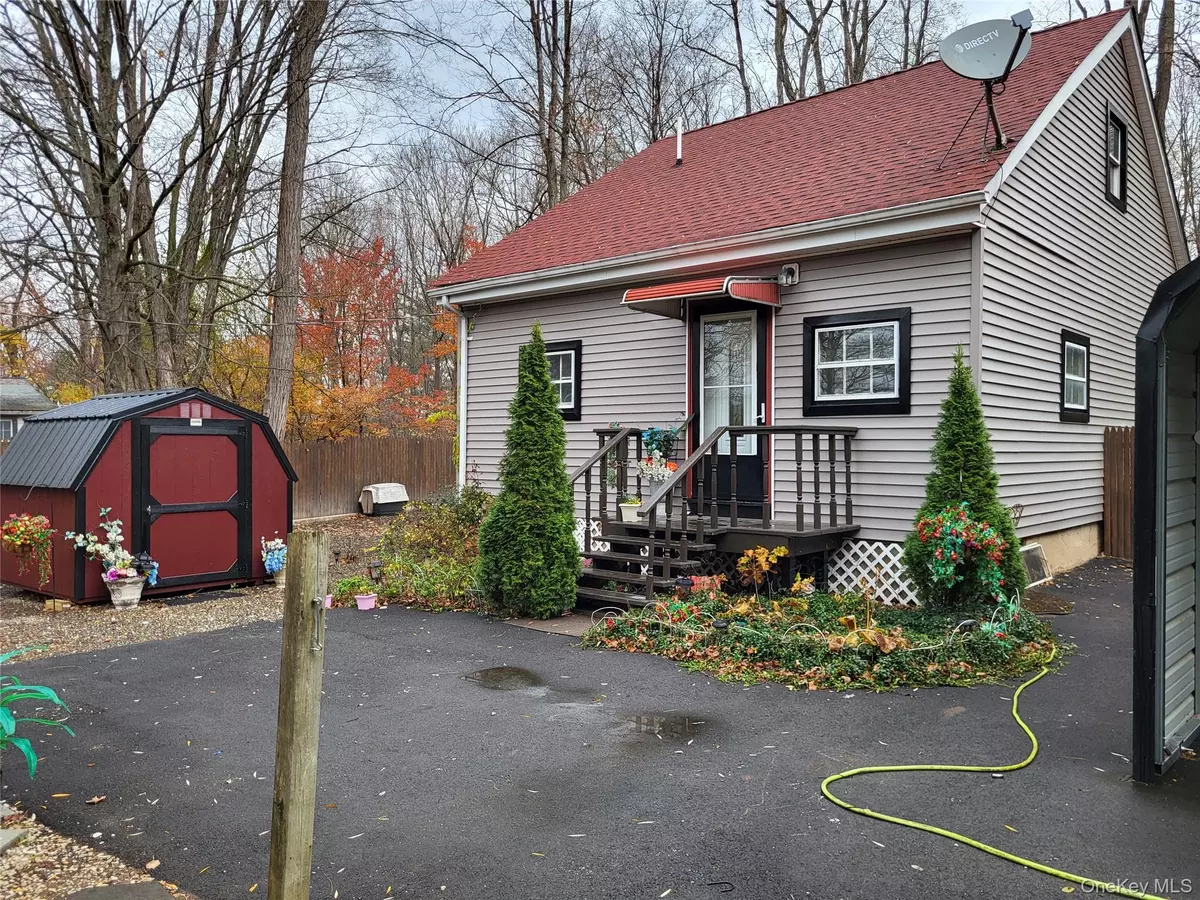 Kerhonkson, NY 12446,318 Maple ST