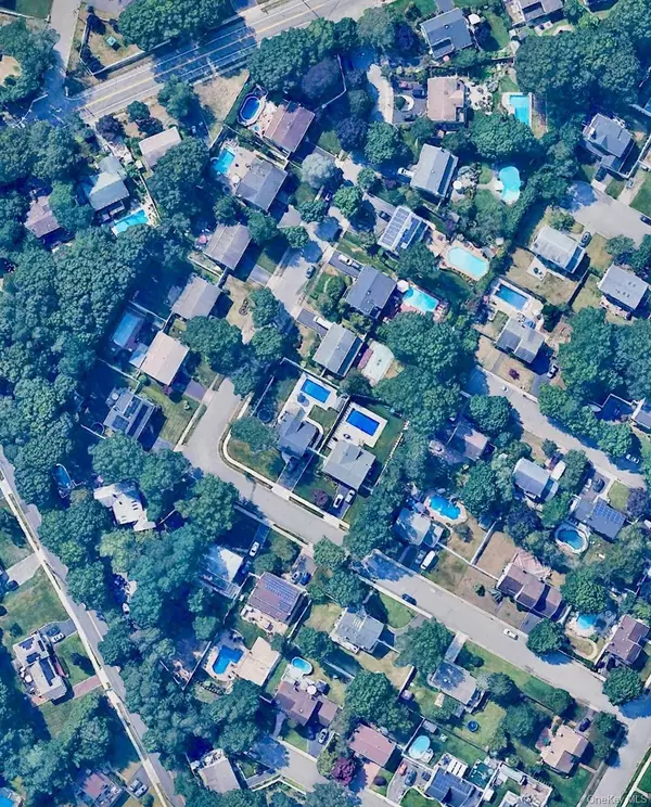 Nesconset, NY 11767,308 Browns RD