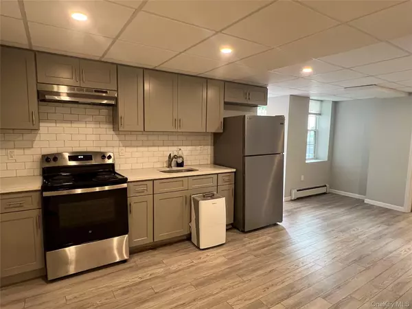 Port Jefferson, NY 11777,507 Main ST