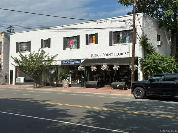 Great Neck, NY 11024,803/805/807/809/811 Middle Neck RD