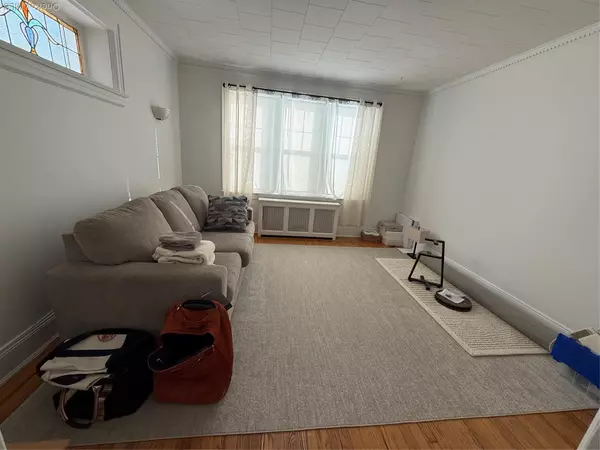 Glendale, NY 11385,7734 74th ST