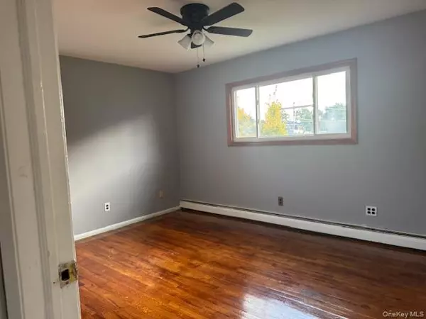 Farmingdale, NY 11735,19 ivy ST