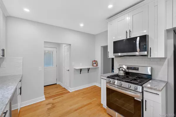 Beacon, NY 12508,162 Spring Valley ST