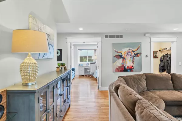 Jamesport, NY 11947,7 Eileen CIR
