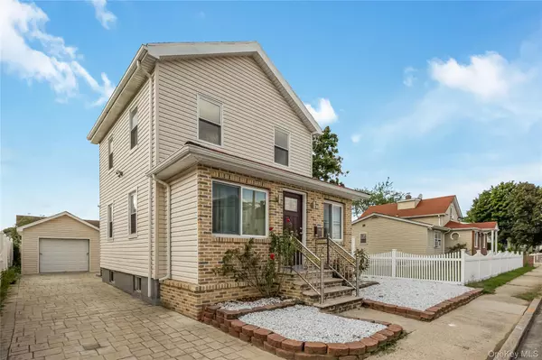 Elmont, NY 11003,257 Biltmore AVE