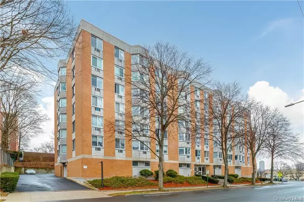 White Plains, NY 10605,14 Nosband AVE #4G