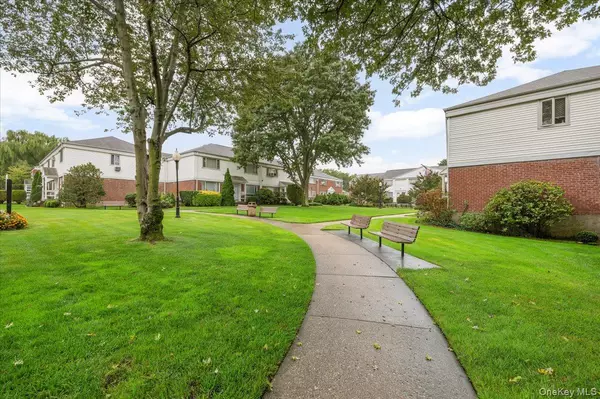 Bayside, NY 11360,15-38 Bell BLVD #232