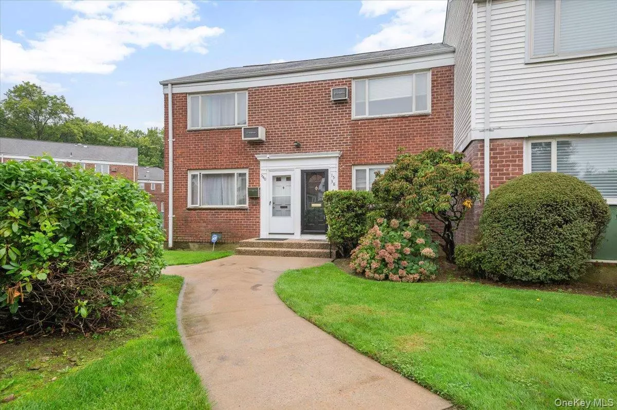 Bayside, NY 11360,15-38 Bell BLVD #232