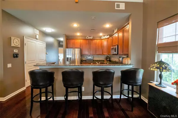 Oceanside, NY 11572,24 Strangford CT