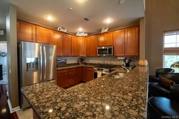 Oceanside, NY 11572,24 Strangford CT