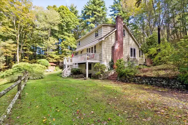 826 Buck RD, Stone Ridge, NY 12484
