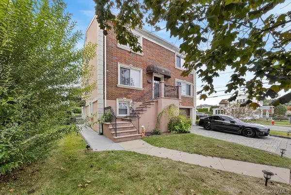 Yonkers, NY 10701,20 Ashford PL