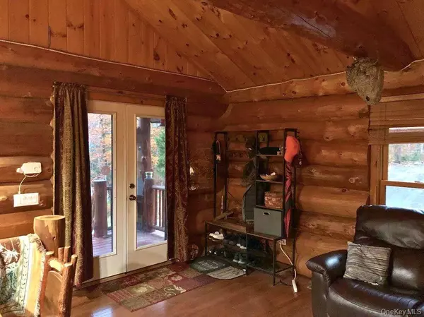 Call Listing Agent, NY 12078,465 Barlow RD