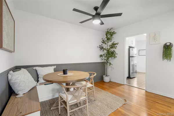 White Plains, NY 10601,4 Windsor TER #2C