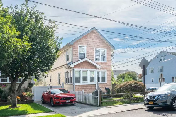 88-19 247 ST, Bellerose, NY 11426