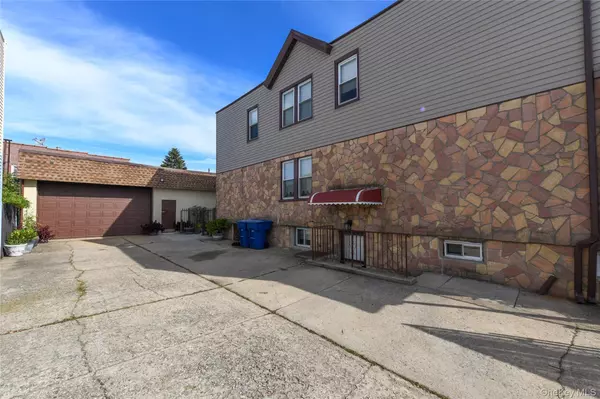 Ozone Park, NY 11416,10109 97th AVE