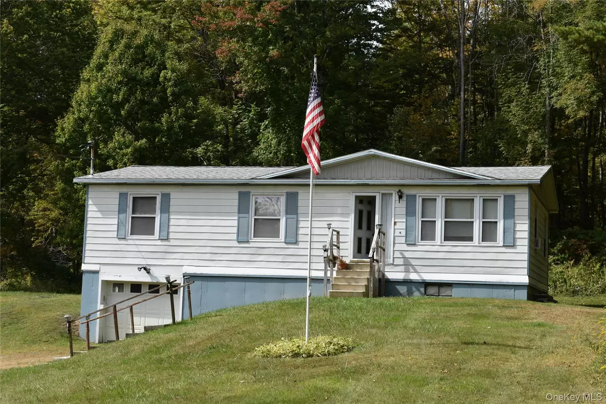 Austerlitz, NY 12017,205 Middle RD
