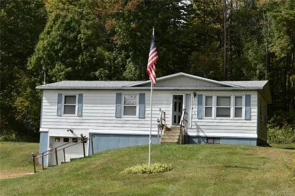 205 Middle RD, Austerlitz, NY 12017