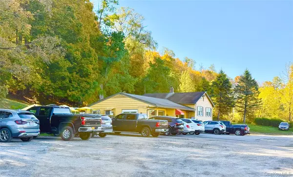Pawling, NY 12564,56 Route 22