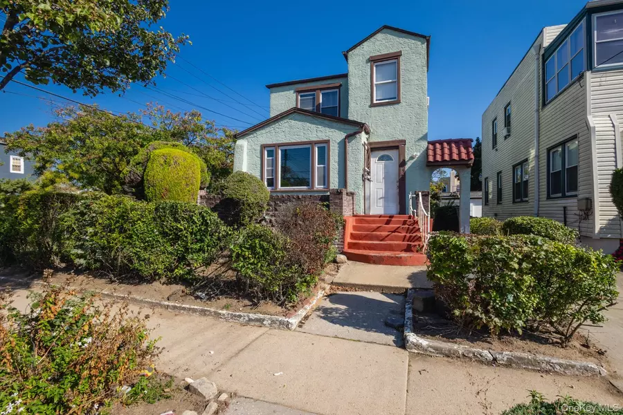 135-01 232 ST, Laurelton, NY 11413