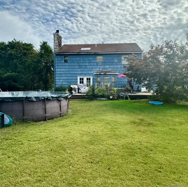 Calverton, NY 11933,189 Southfield RD