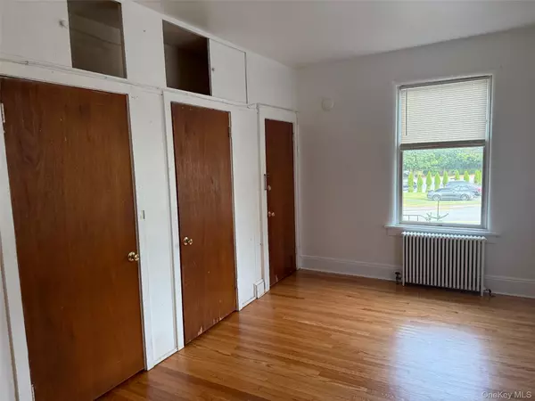 New City, NY 10956,49 Congers RD #3