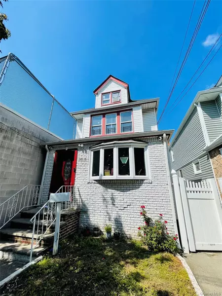15013 118th AVE, Jamaica, NY 11434