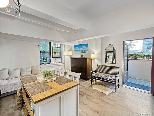 10 Franklin AVE #1EFF, White Plains, NY 10601
