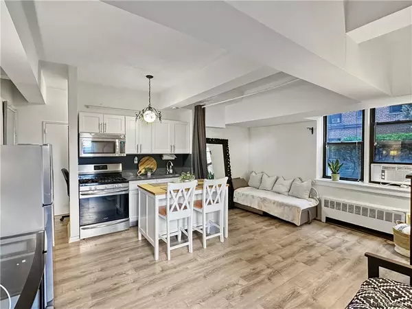 White Plains, NY 10601,10 Franklin AVE #1EFF