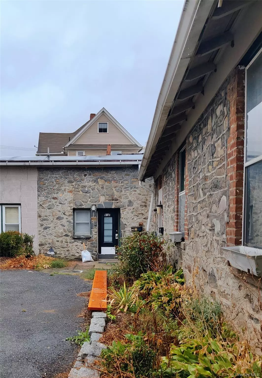 Highland, NY 12528,81 Vineyard AVE #81C