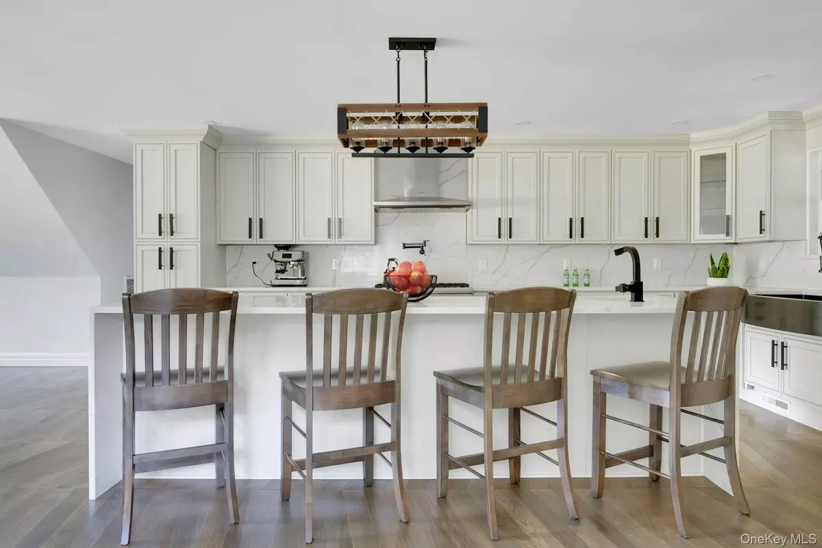 Katonah, NY 10536,31 Old Deer Park RD