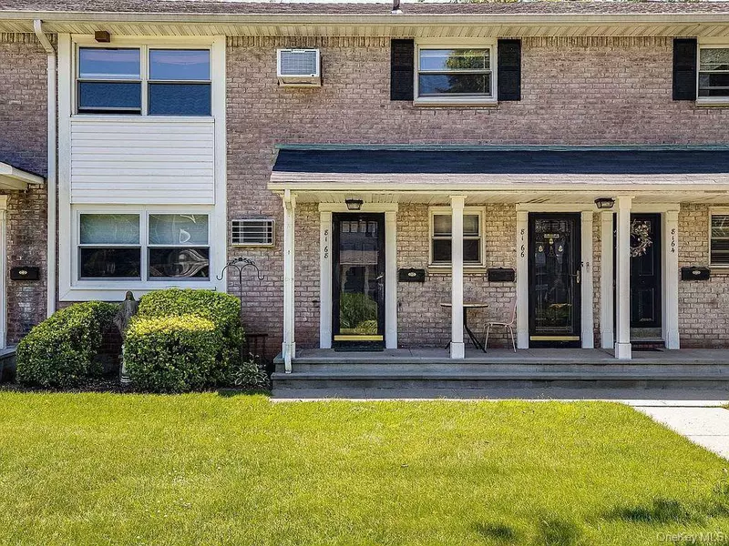 8168 Langdale ST #263A, New Hyde Park, NY 11040