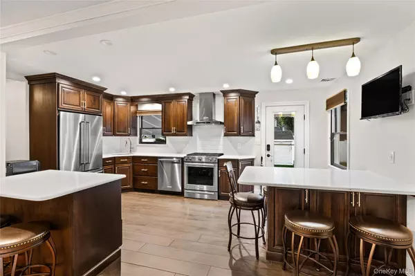 Merrick, NY 11566,1818 Gormley AVE