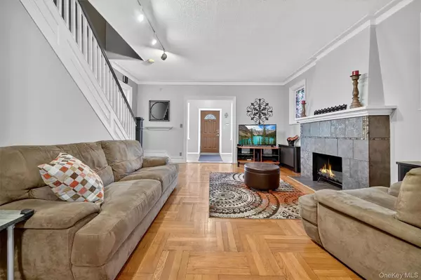 Bronx, NY 10461,2131 Lurting AVE