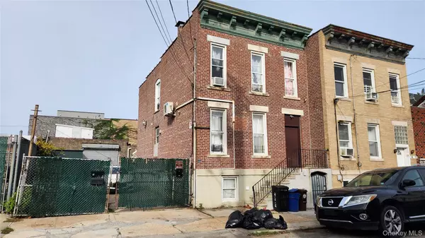College Point, NY 11356,1814/16 129th ST