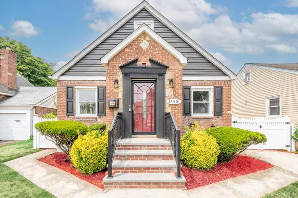 13016 232nd ST, Laurelton, NY 11413