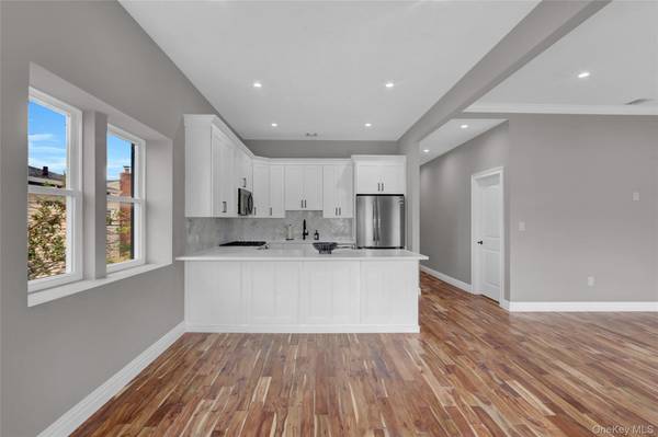 Long Beach, NY 11561,62 Clark ST