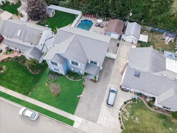 East Meadow, NY 11554,80 Fairview AVE