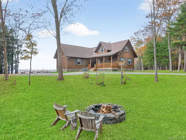 Narrowsburg, NY 12764,152 Wood Oak DR