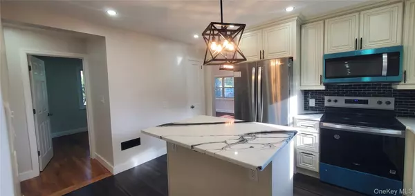 Poughkeepsie, NY 12603,35 Seitz TER